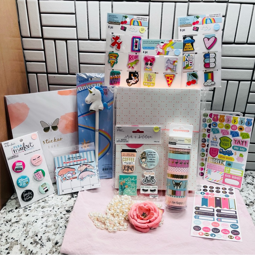 KIKKI K medium size planner, Washi, stickers, pen, bookmark set